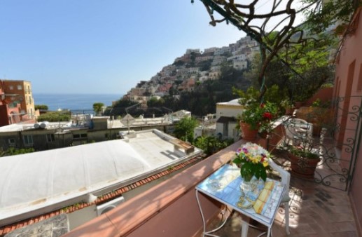 villamariaantionettaapositanoo